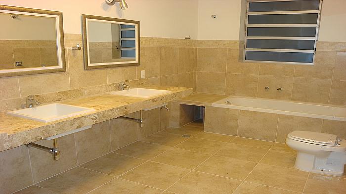 Banheiro - Mármore Travertino